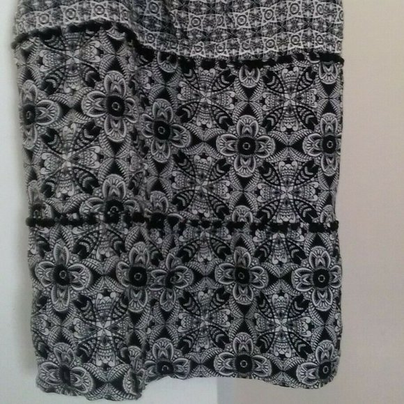 Derek Heart plus Multicolor Floral Sleeveless Spaghetti Strapes Tank Cami 2X 222 - Picture 2 of 4